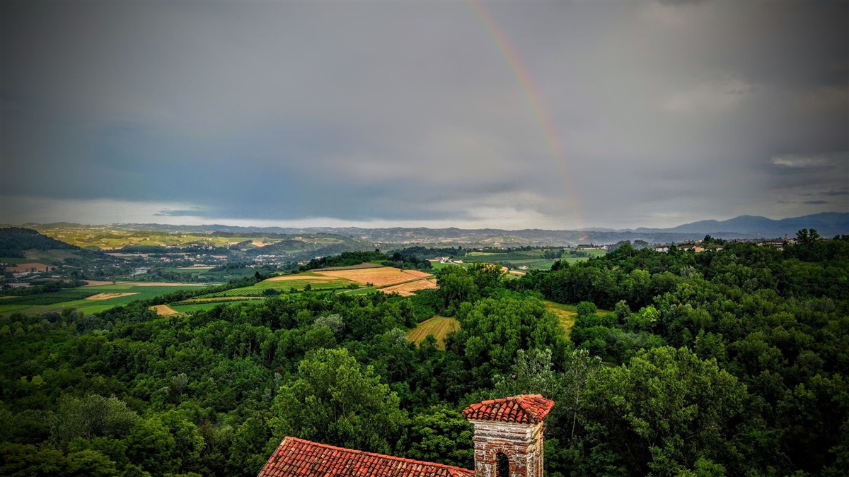 Arcobaleno sulle Langhe